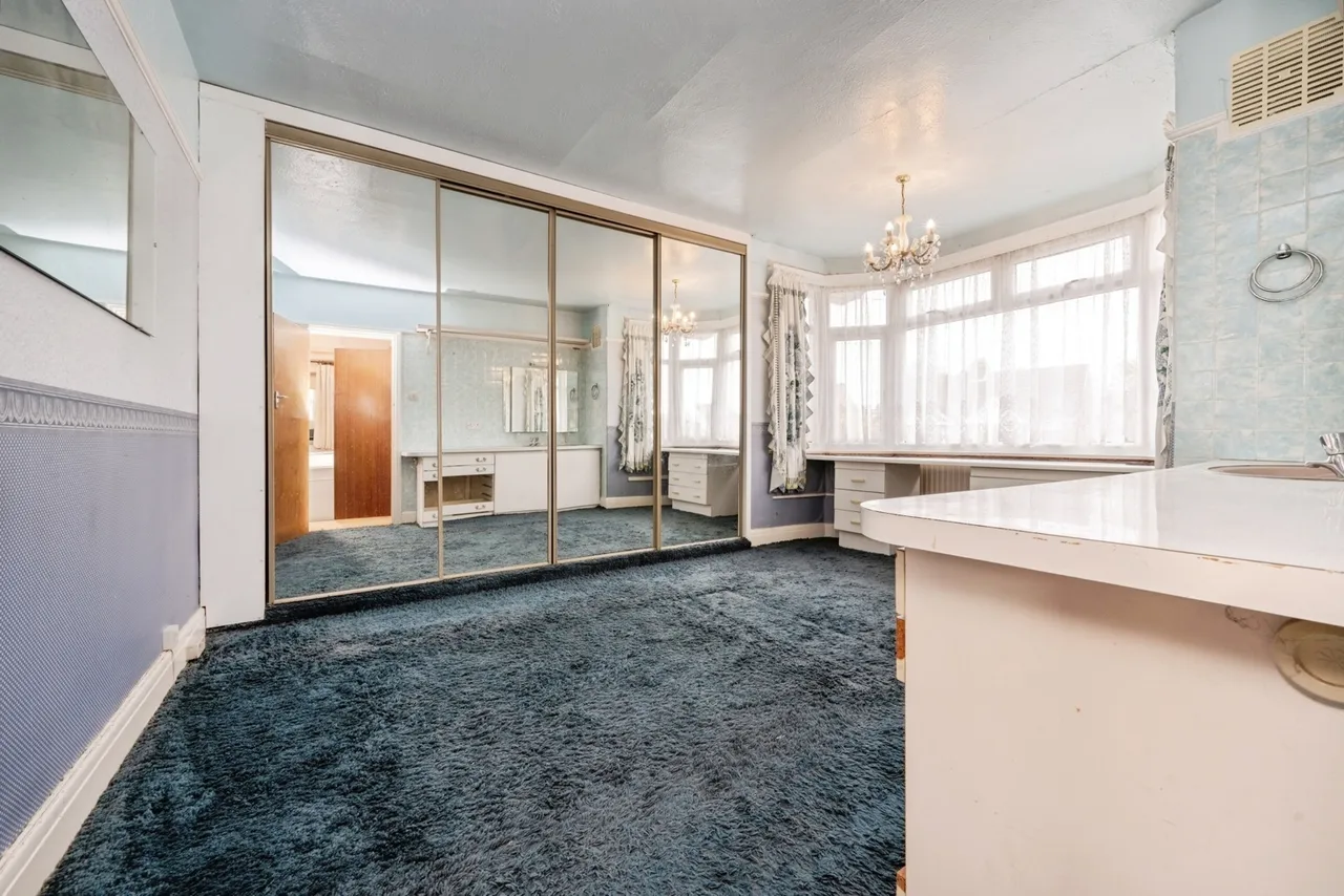 Ashcroft Road, LUTON, Bedfordshire, LU2, photo 13