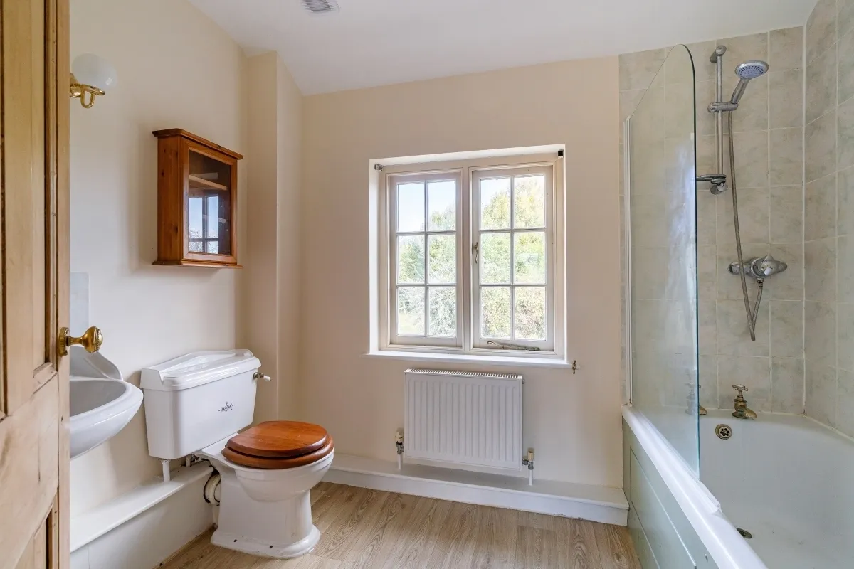 Brackley Road, Greatworth, OX17, photo 5