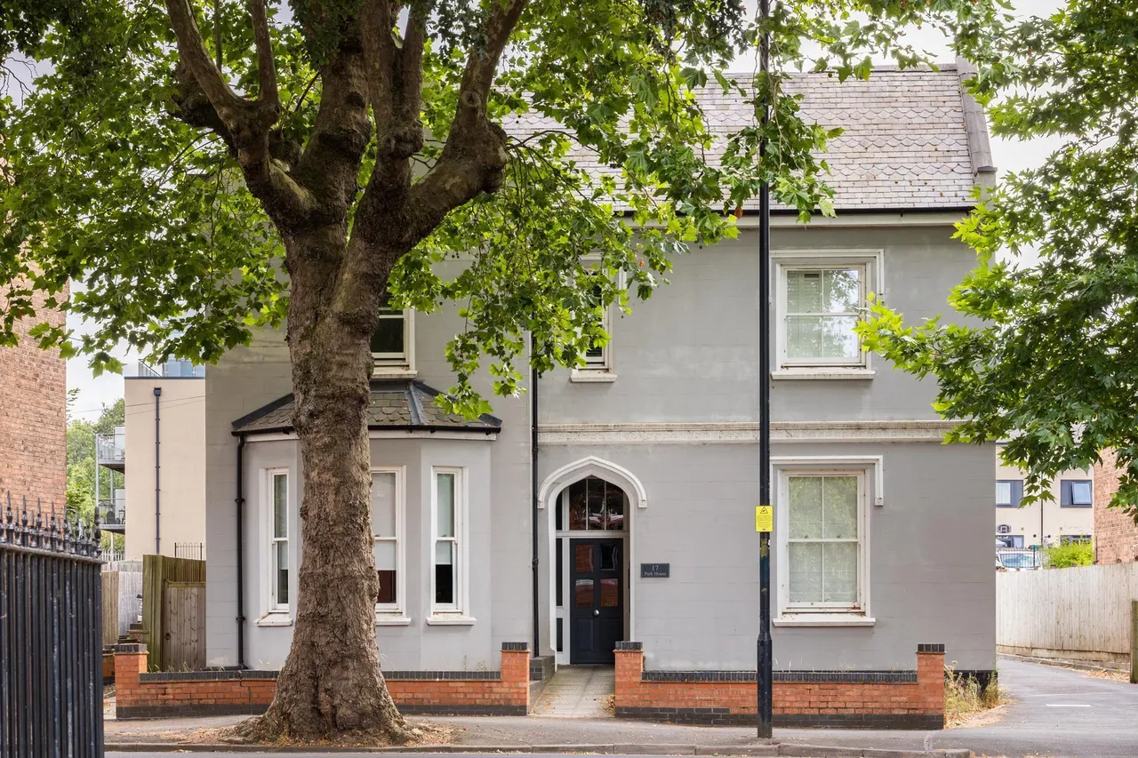 Avenue Road, Leamington Spa, photo 2