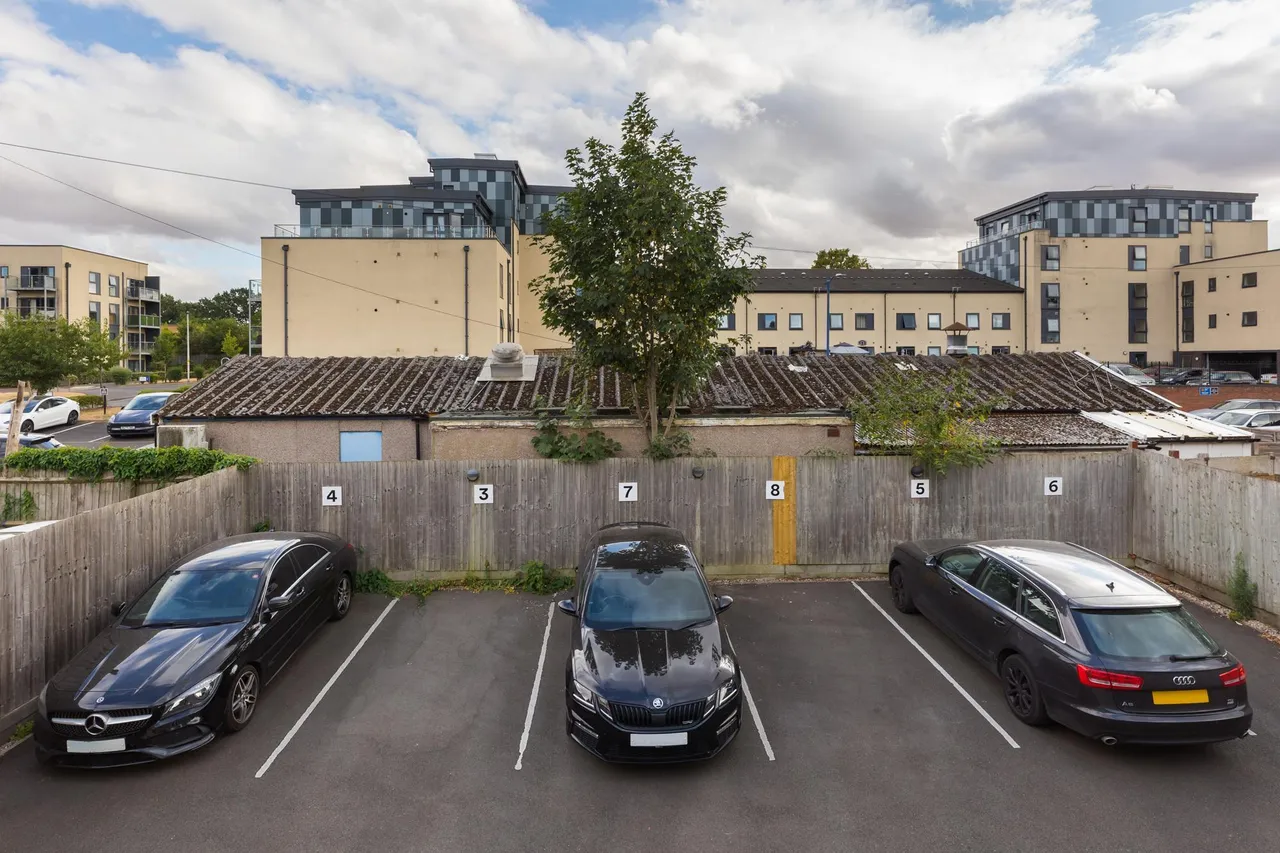 Avenue Road, Leamington Spa, photo 12