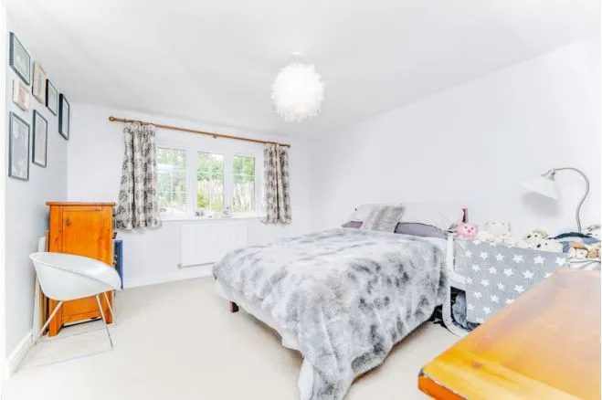 Leckwith Drive, Bridgend, photo 9