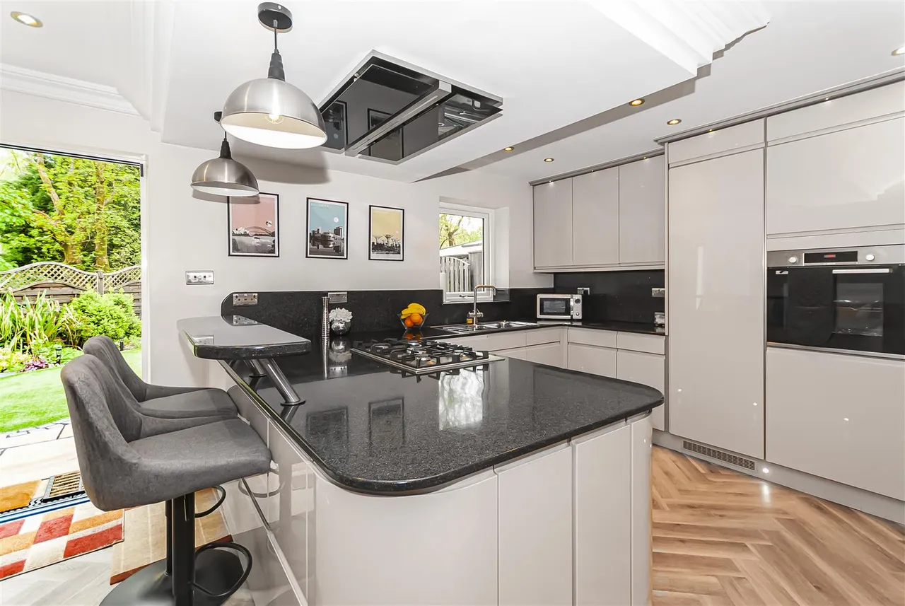 Alden Close, Helmshore, Rossendale, BB4 4AX, photo 7