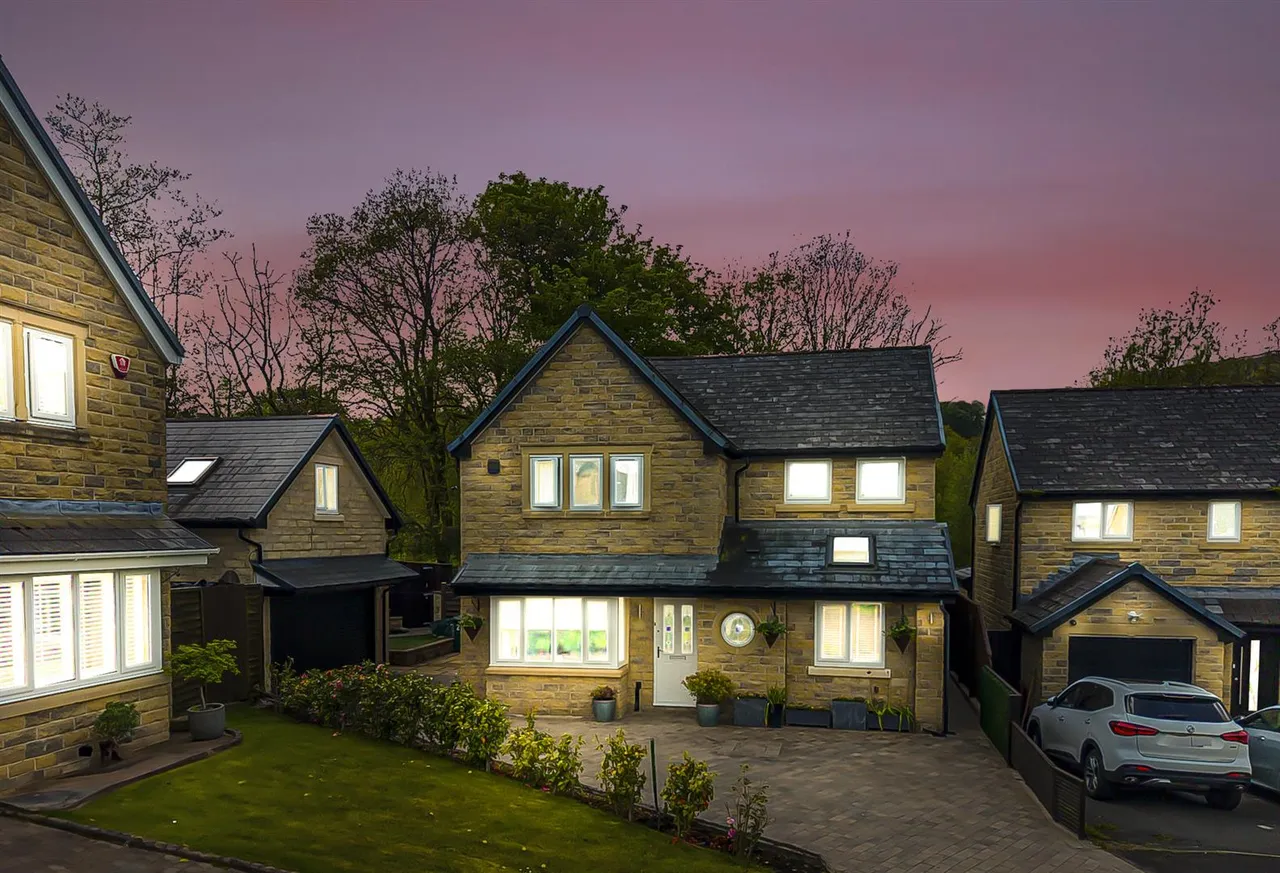 Alden Close, Helmshore, Rossendale, BB4 4AX, photo 63