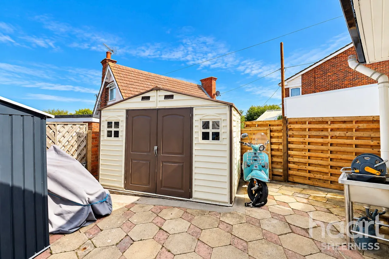 Augustine Road, Minster, ME12, photo 23