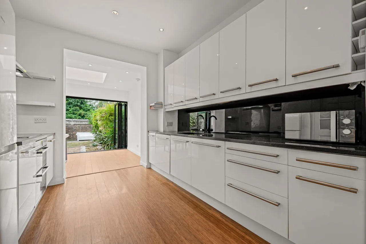 Matlock Street, London, E14, photo 4
