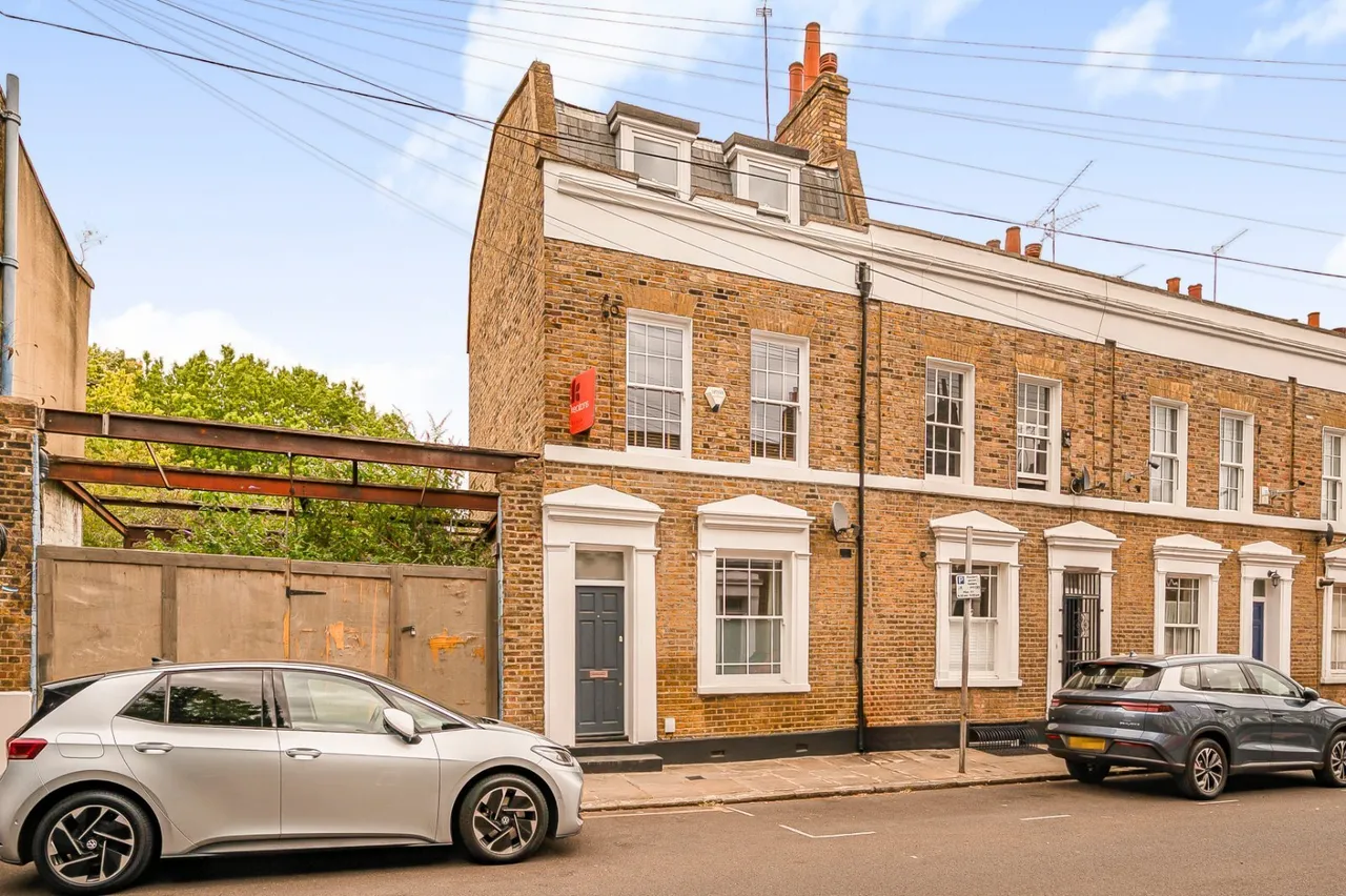 Matlock Street, London, E14, photo 15