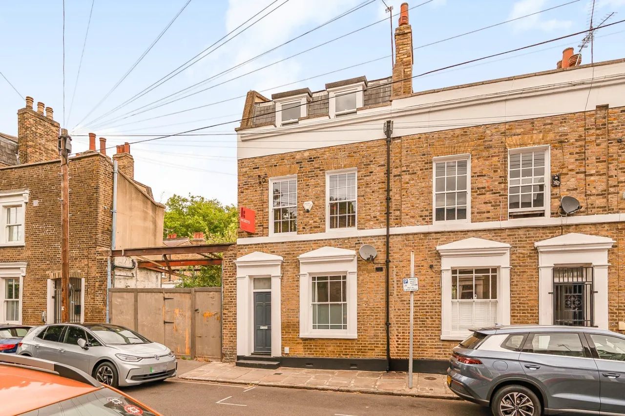 Matlock Street, London, E14, photo 14