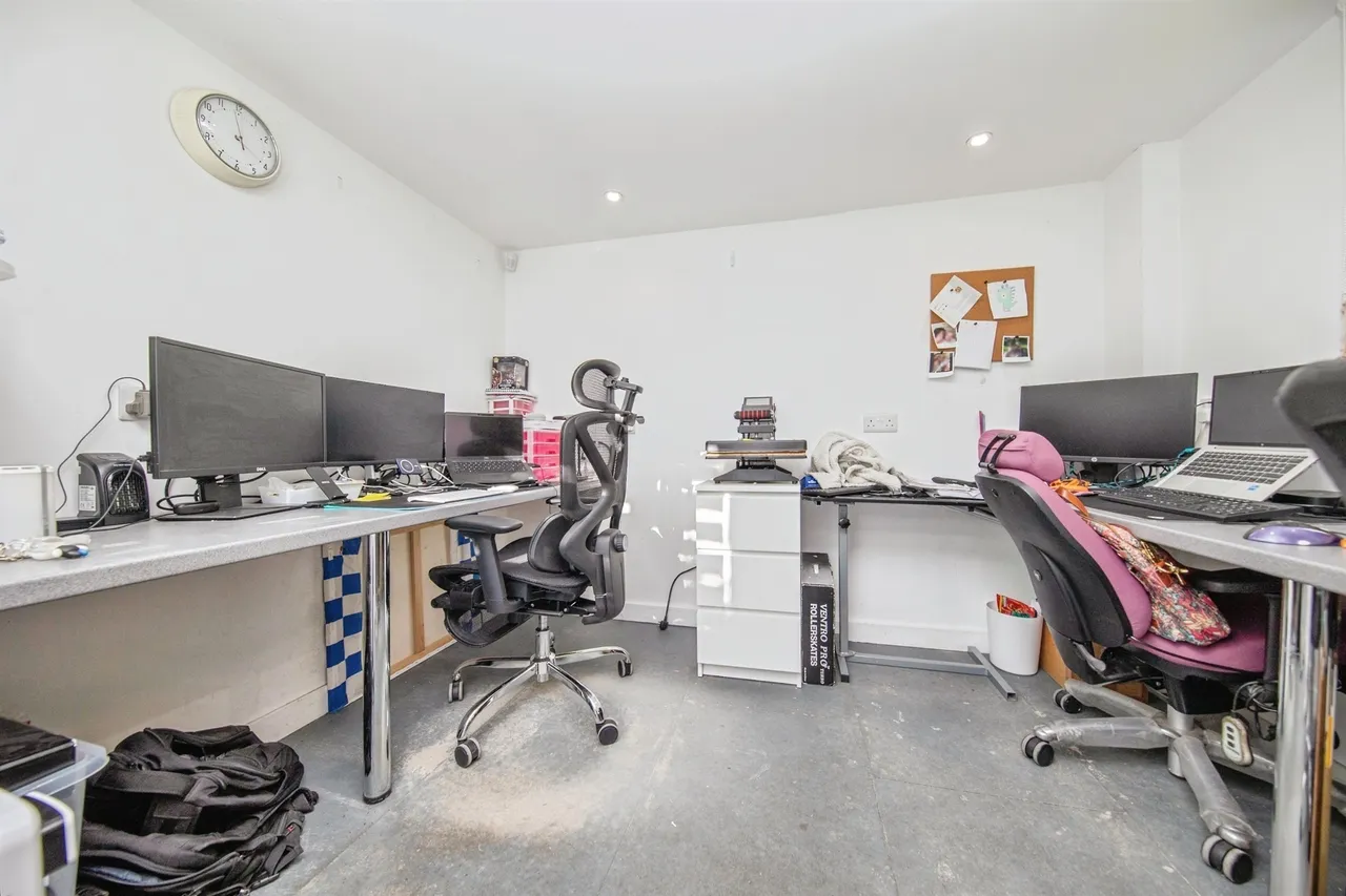 Sawston Close, Ipswich, IP2, photo 14