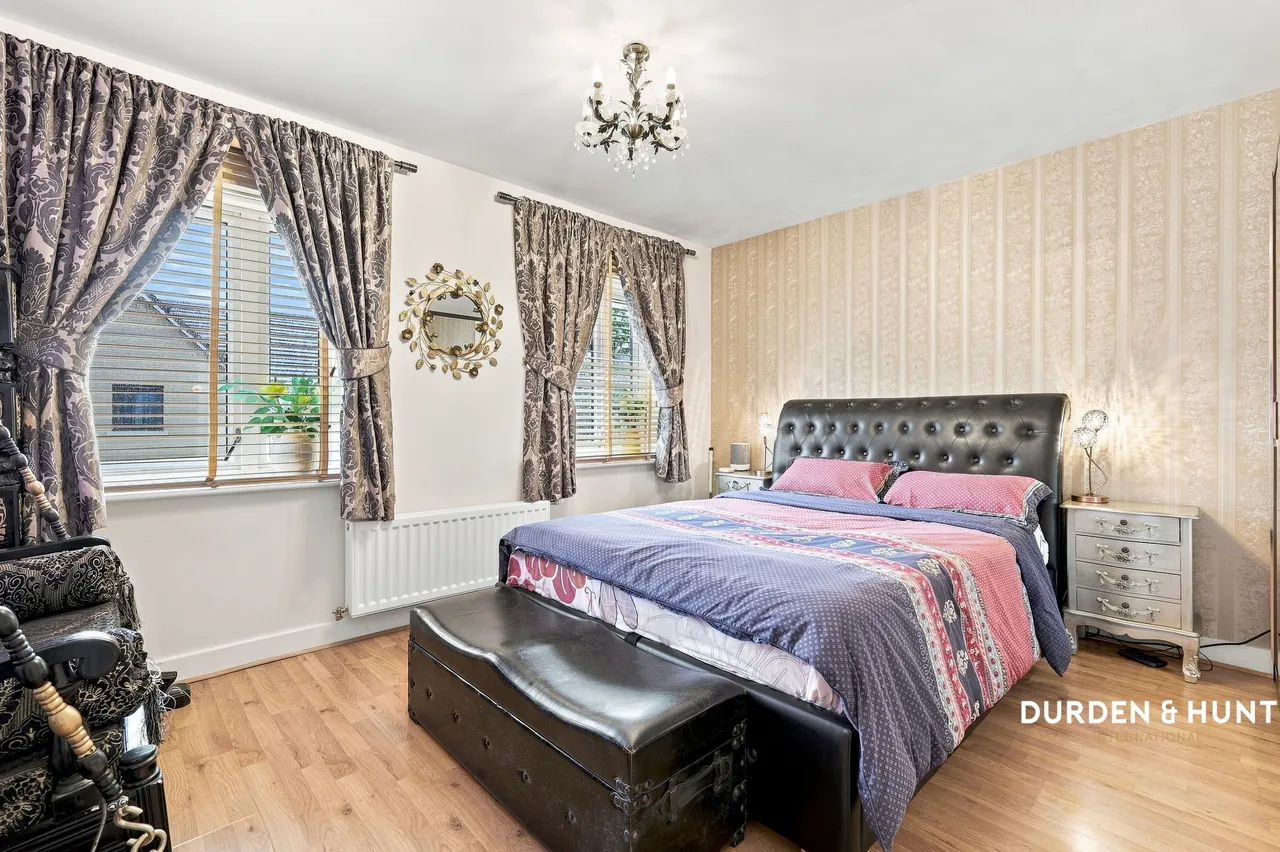 Reservoir Way, Hainault, IG6, photo 12