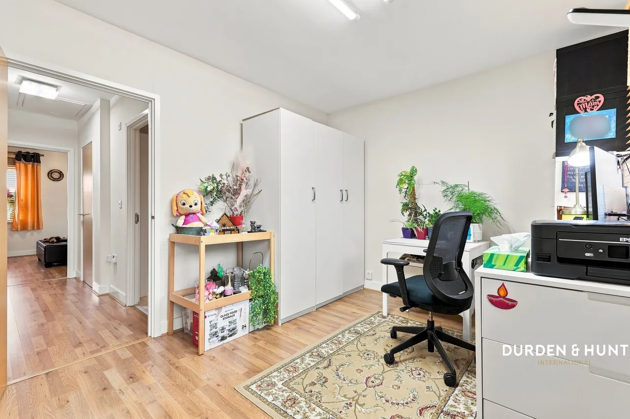 Reservoir Way, Hainault, IG6, photo 17