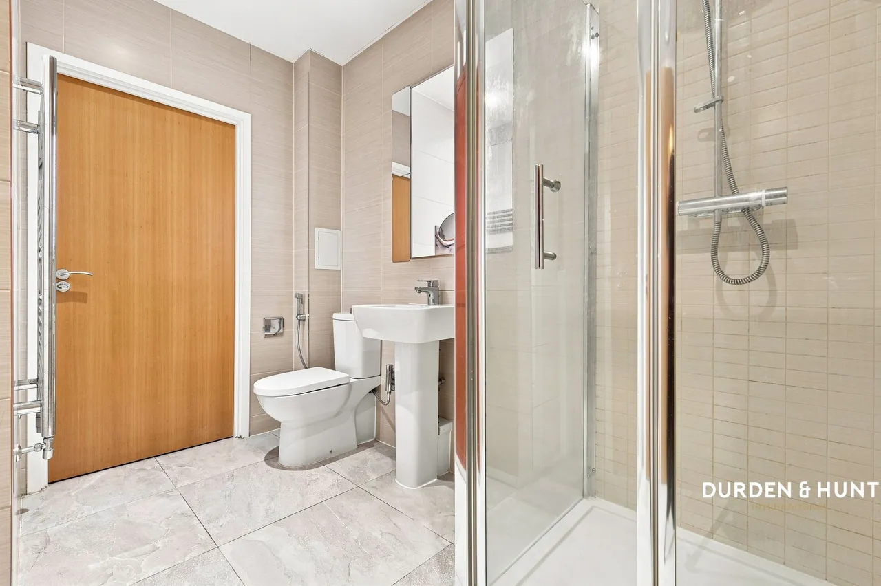 Reservoir Way, Hainault, IG6, photo 16