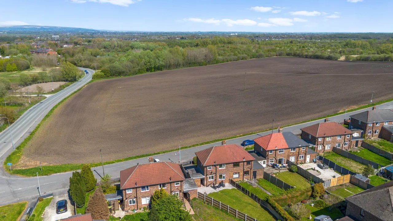 Riding Lane, Ashton-In-Makerfield, Wigan, Wigan, WN4 8TW, photo 2