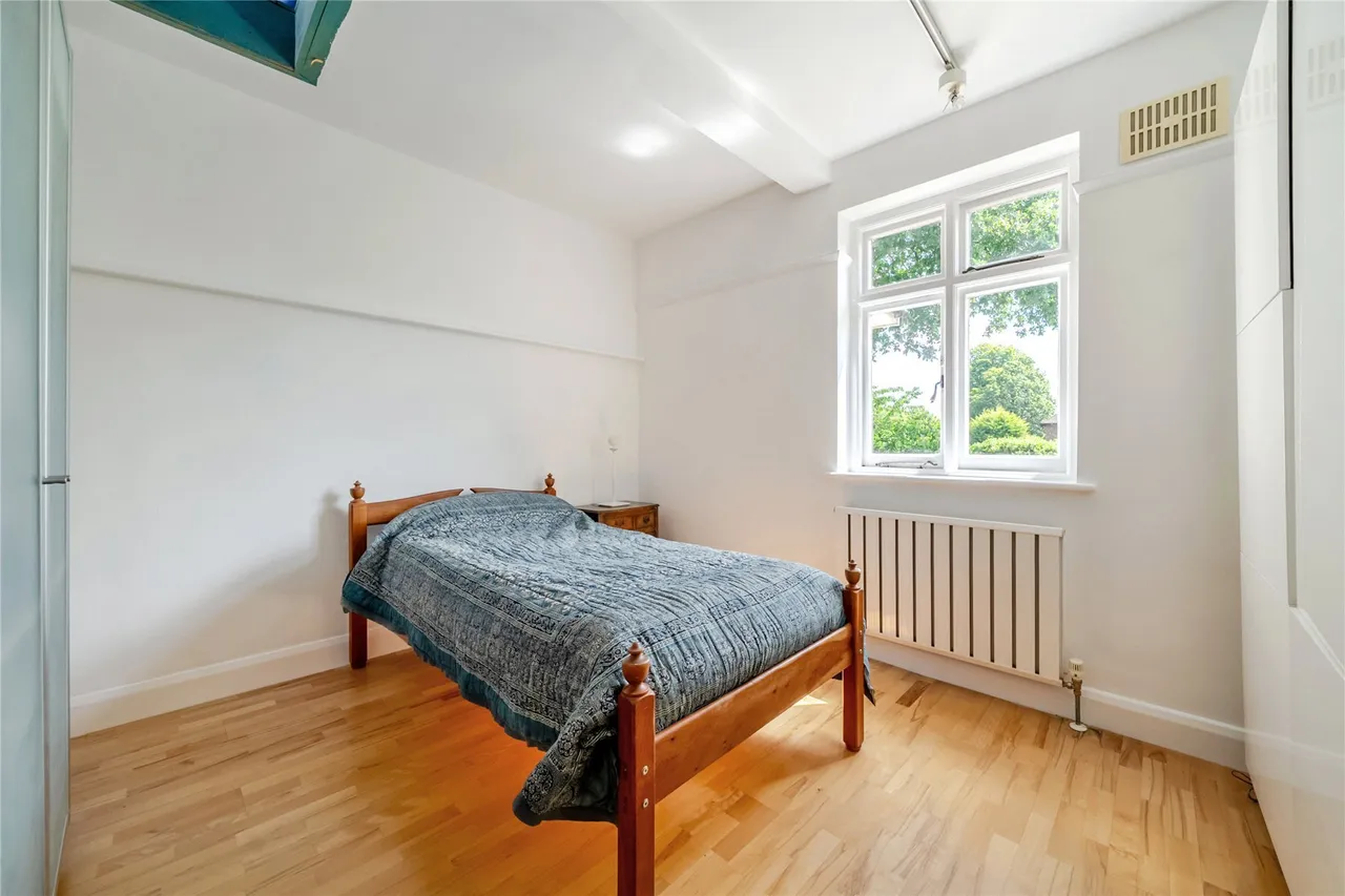 The Mead, Beckenham, BR3, photo 15