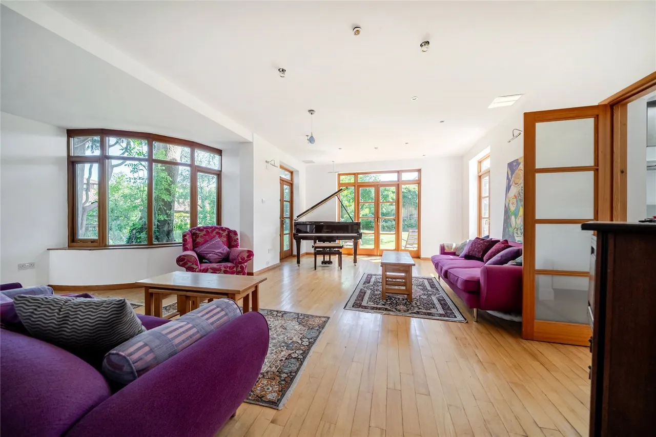 The Mead, Beckenham, BR3, photo 2