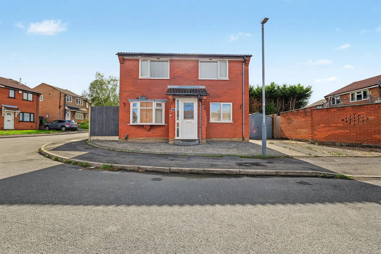 3 bed house for sale — Aintree Close, Bedworth, CV12