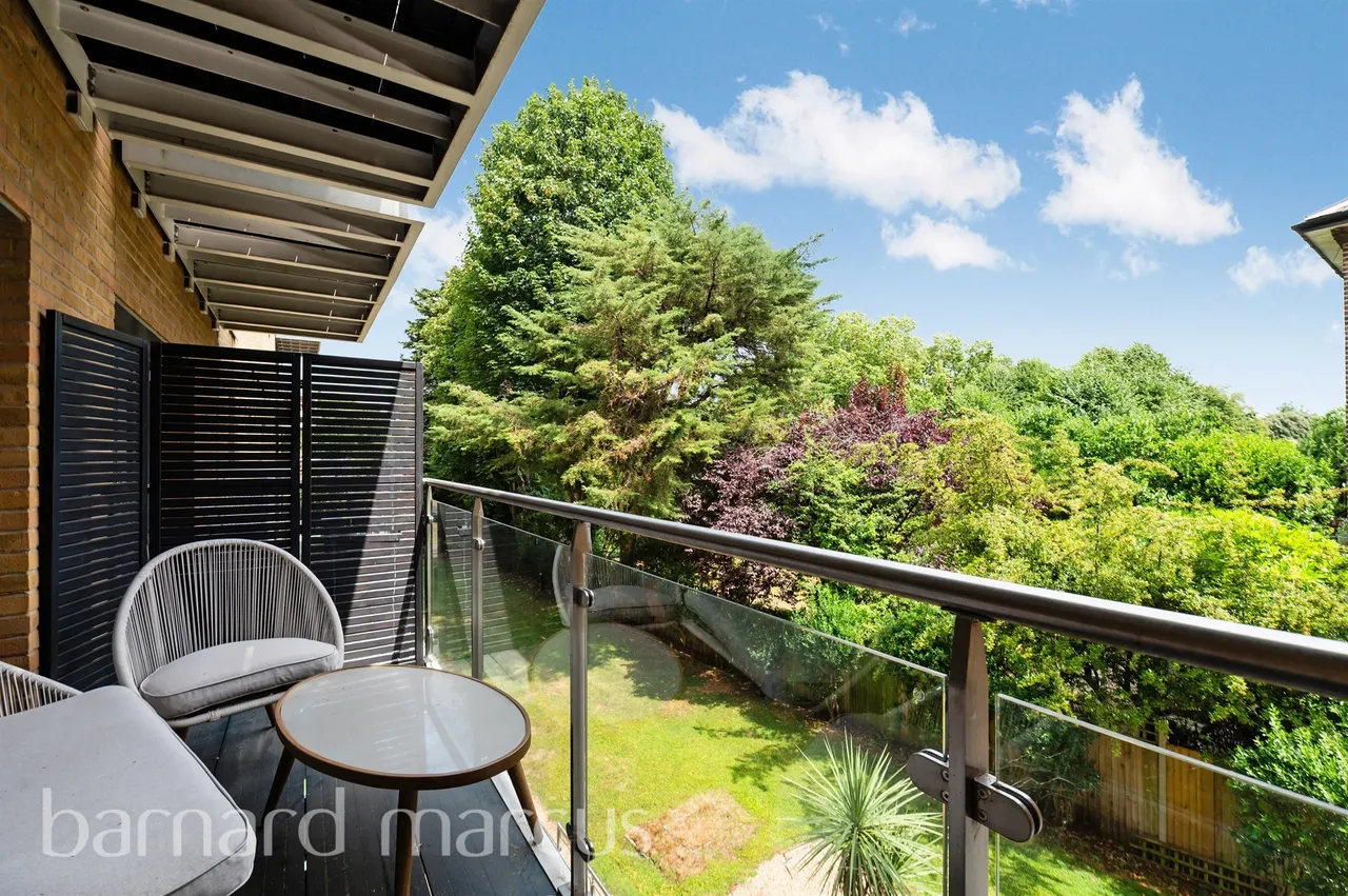 Oakhill Road, London, photo 11