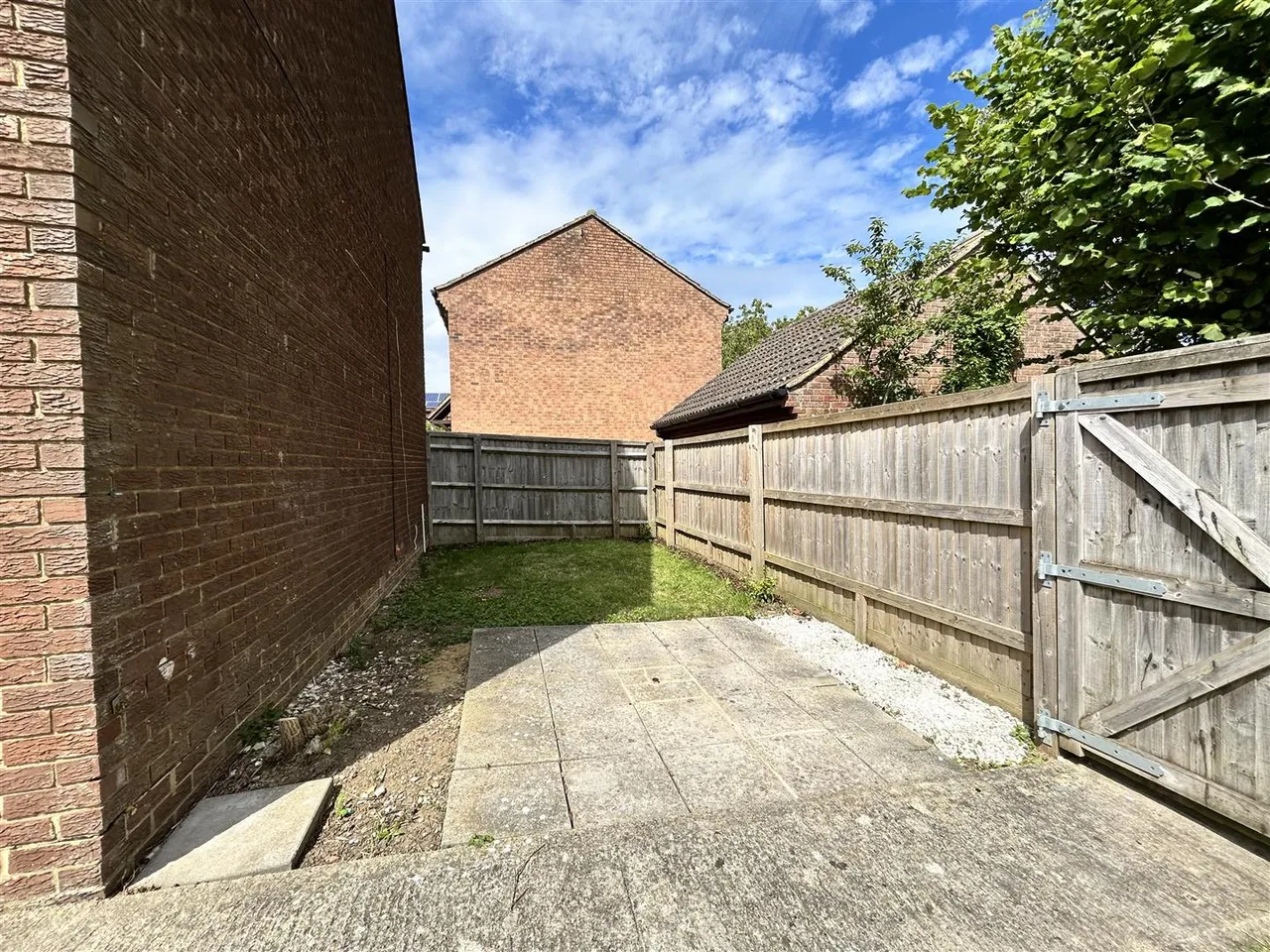 Castlehaven Close, Chippenham, SN15, photo 15