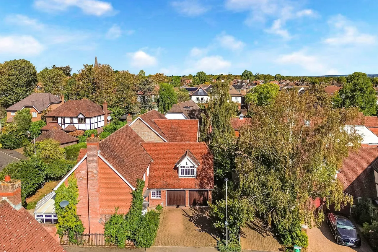 Harts Grove, Woodford Green, IG8, photo 37