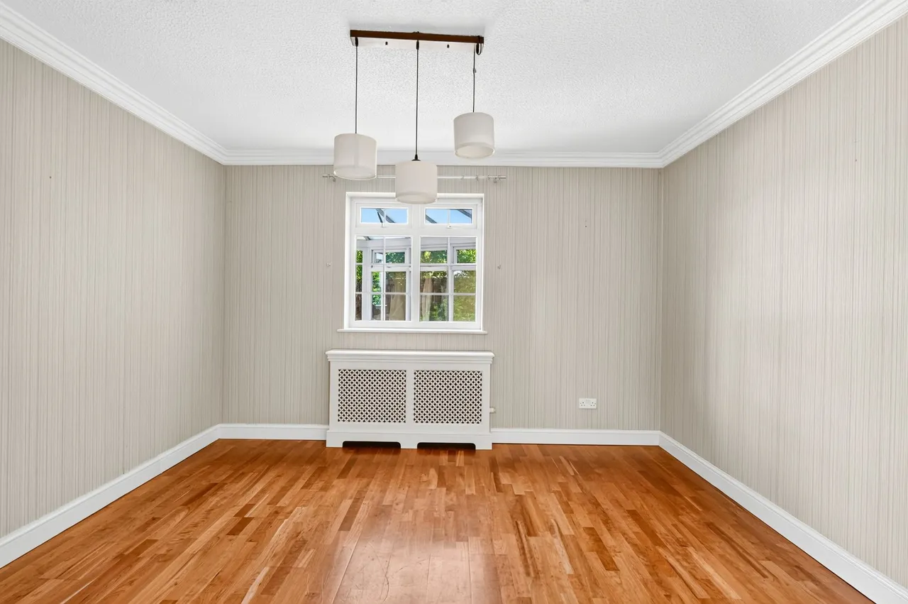 Harts Grove, Woodford Green, IG8, photo 11