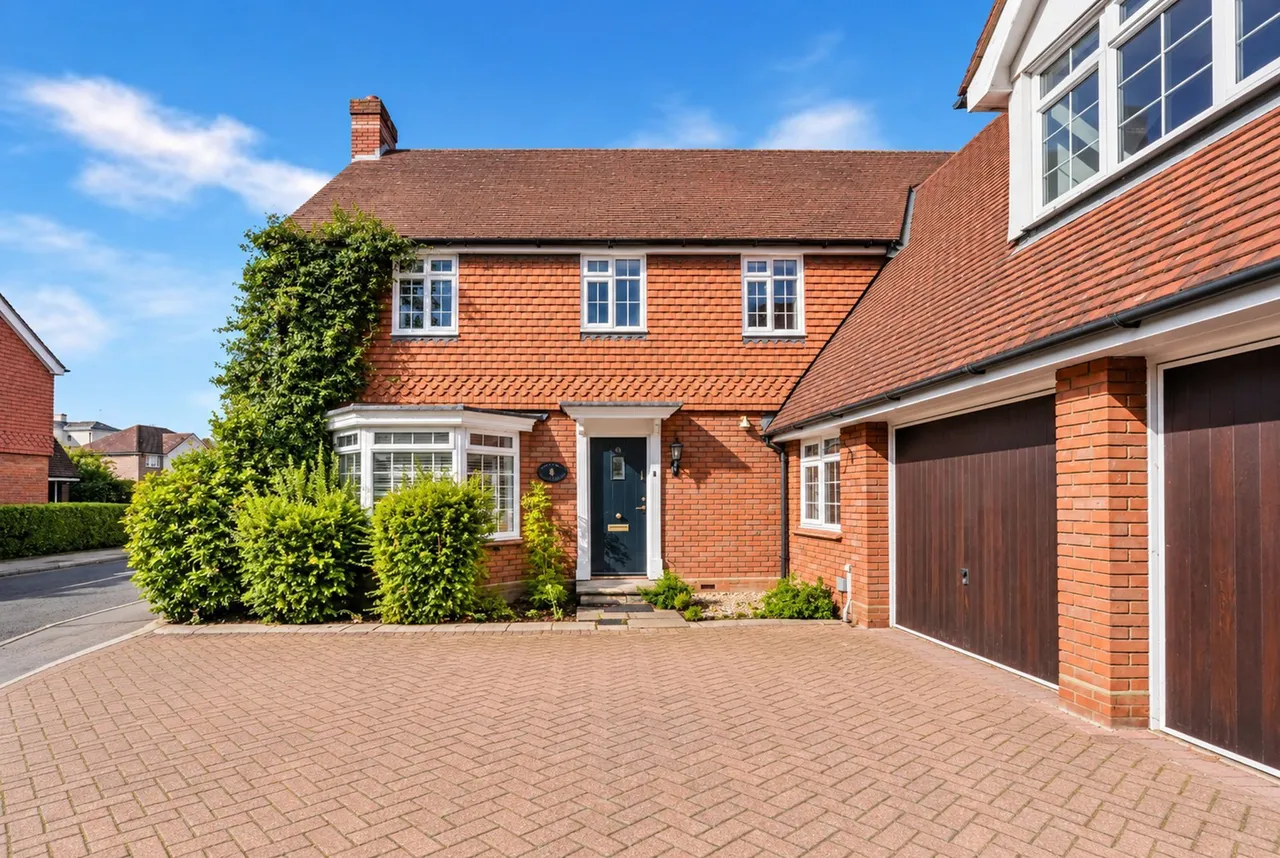 Harts Grove, Woodford Green, IG8, photo 40