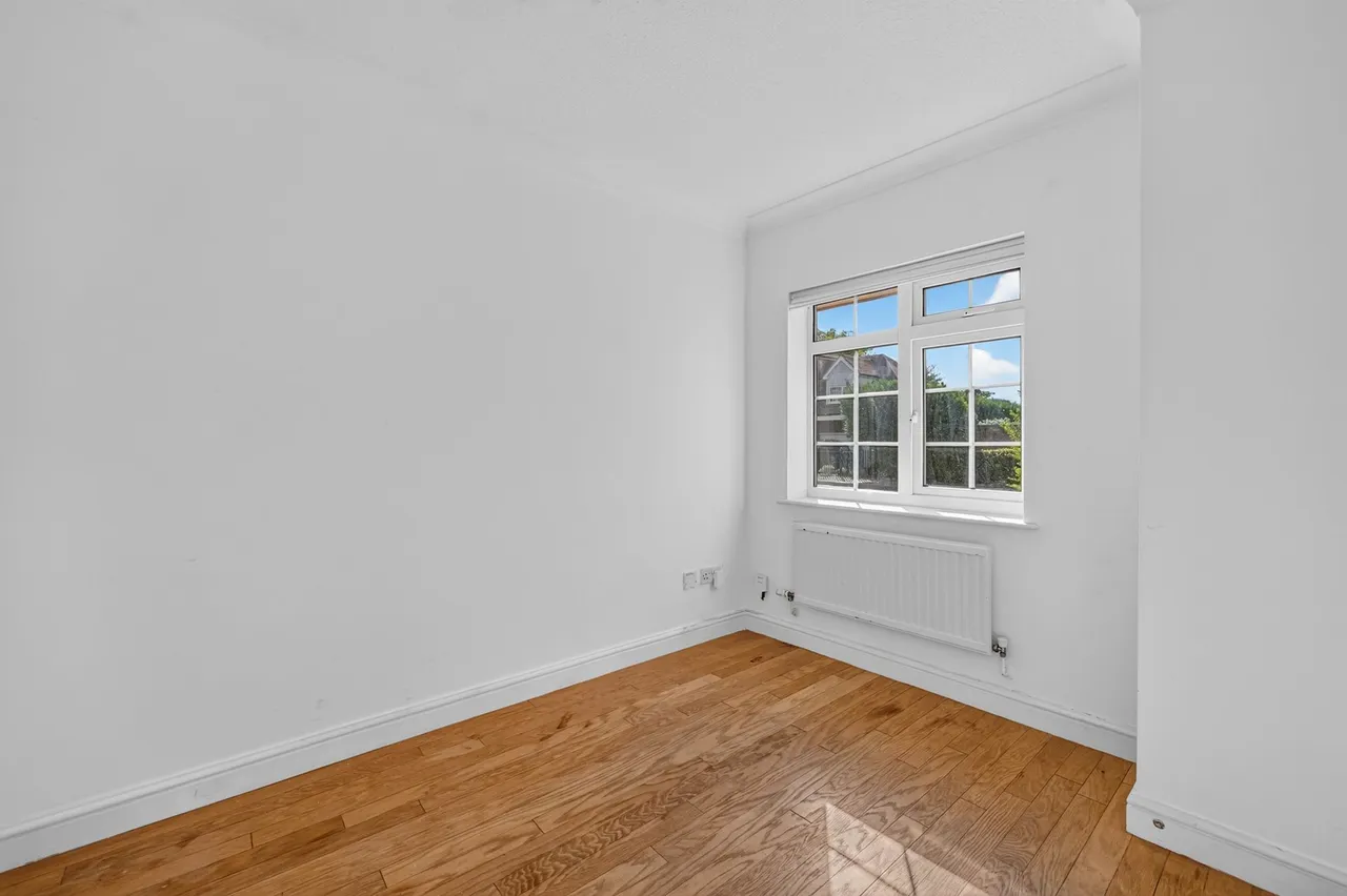 Harts Grove, Woodford Green, IG8, photo 12