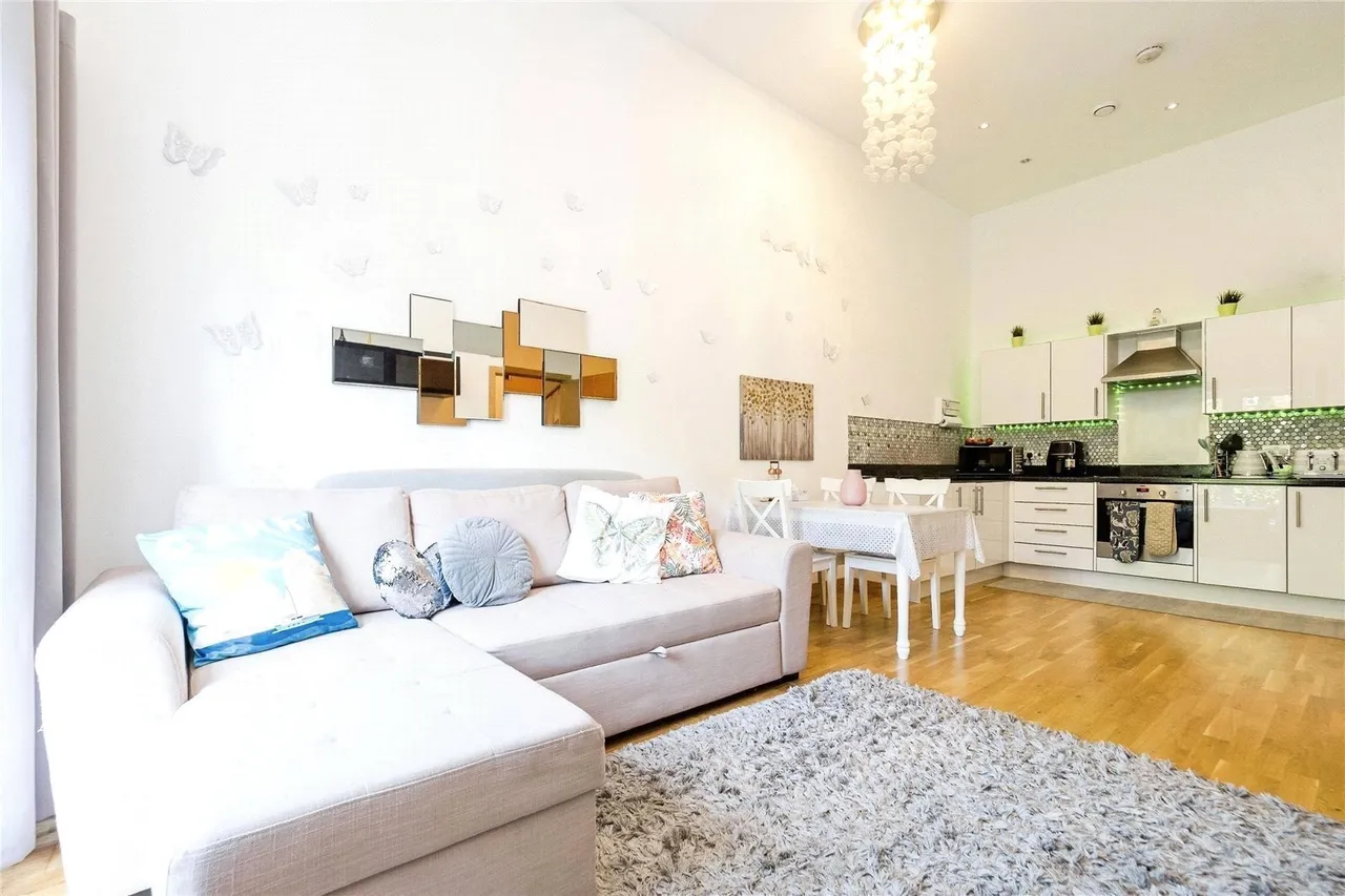 River Heights, 90 High Street, London, E15, photo 5