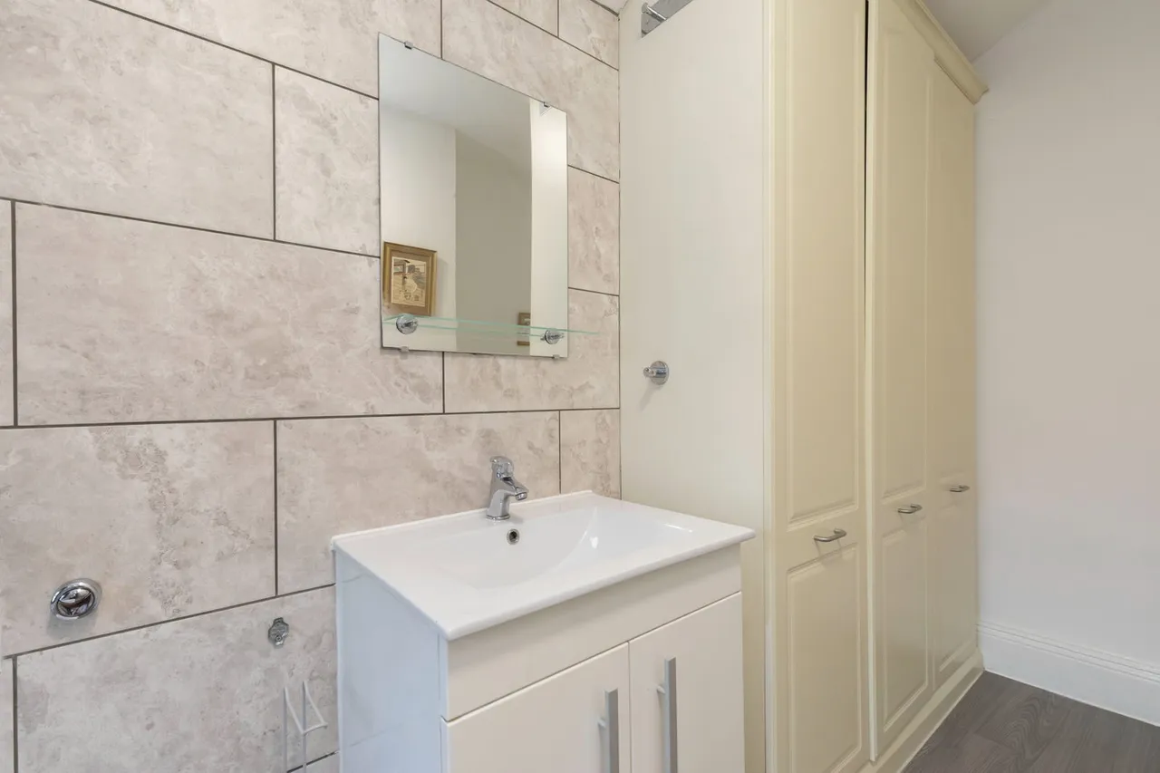 New Street, Cheltenham, GL50, photo 12
