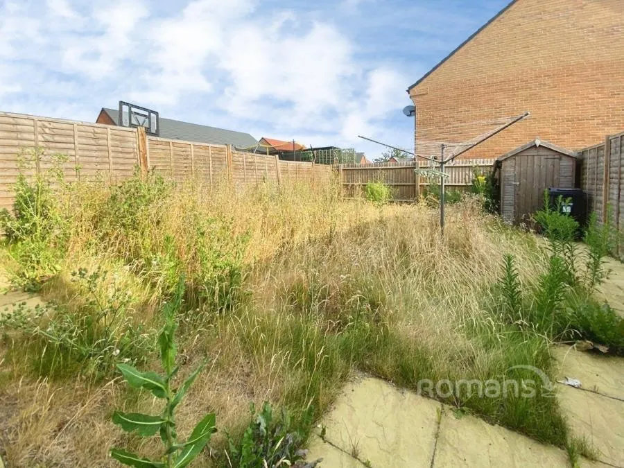Martingale Grove, Arborfield Green, RG2, photo 9