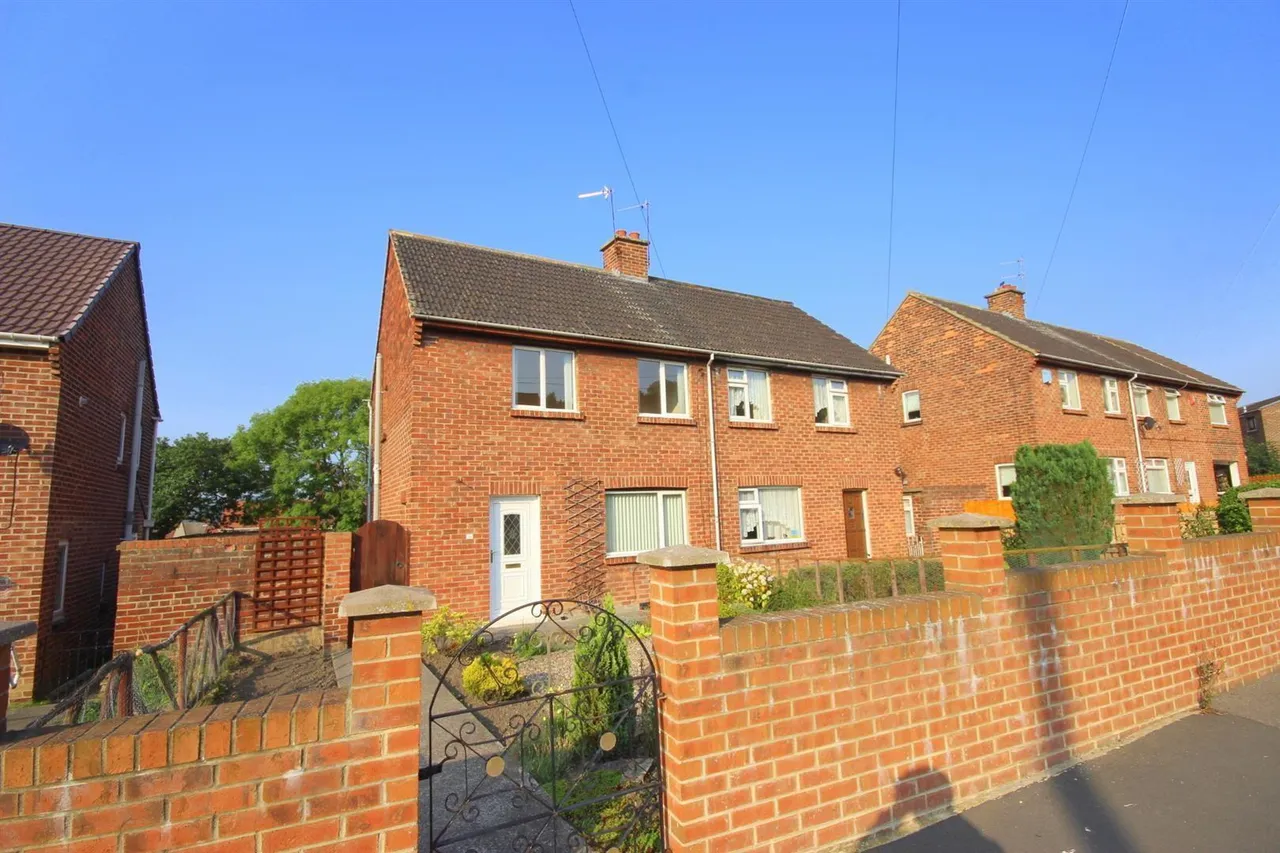 2 bed house to rent, Eastern Avenue, Langley Park, DH7