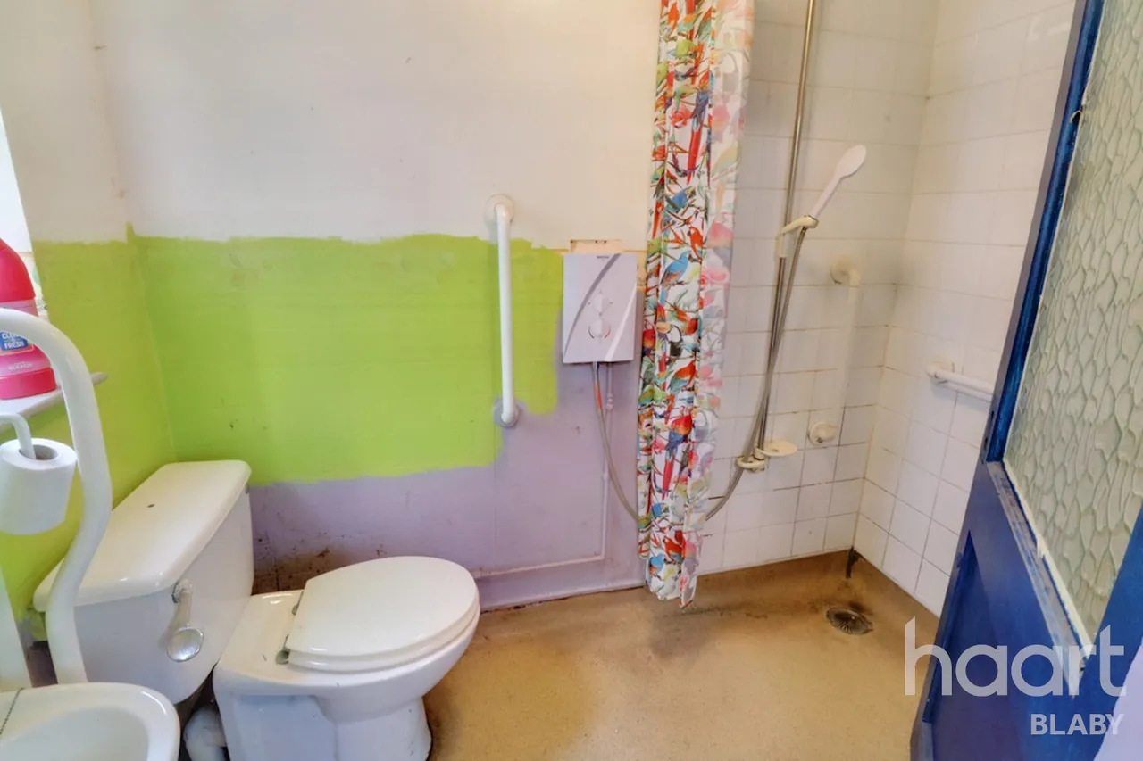 Leicester Road, Leicester, LE10, photo 11