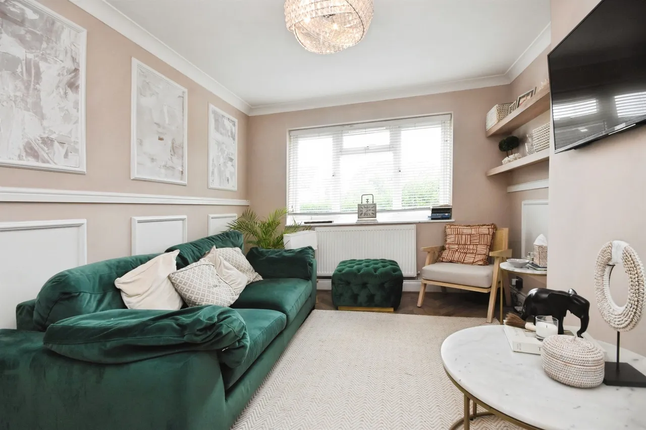Cherry Avenue, Brentwood, photo 5