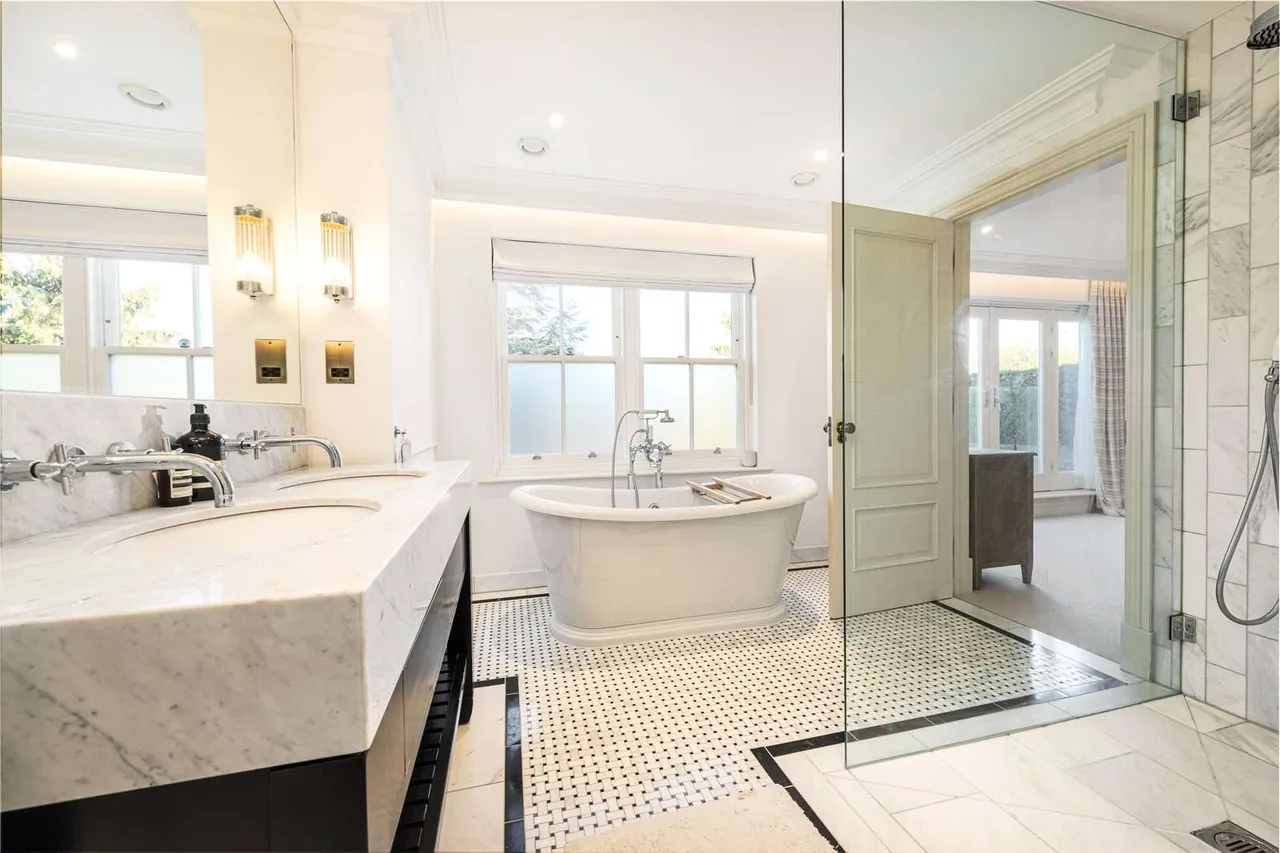 West Hill Road, London, SW18 1LL, photo 9