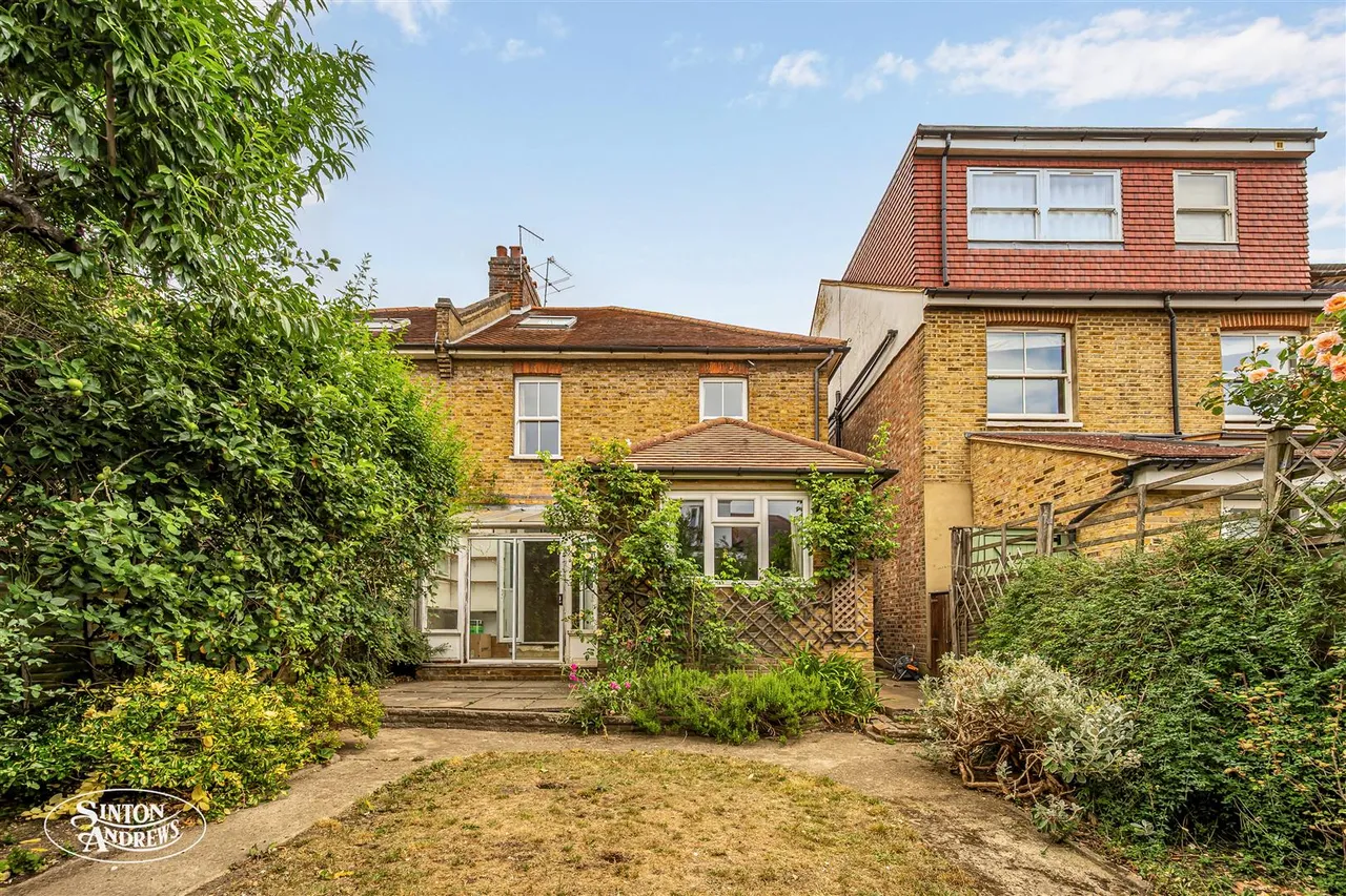 Lavington Road, London, photo 15