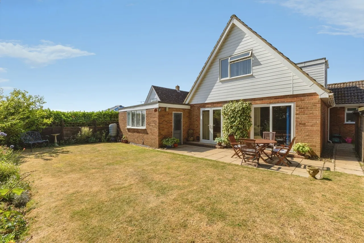 Kent Close, Attleborough, Norfolk, NR17, photo 21