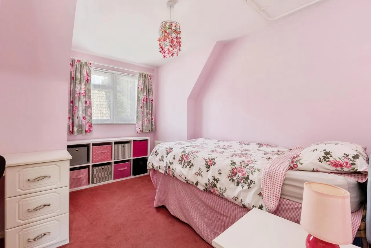 Kent Close, Attleborough, Norfolk, NR17, photo 15