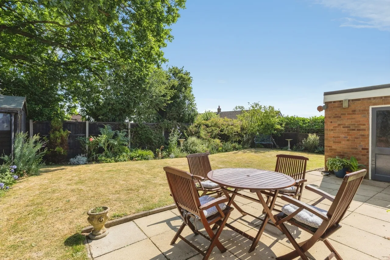 Kent Close, Attleborough, Norfolk, NR17, photo 19