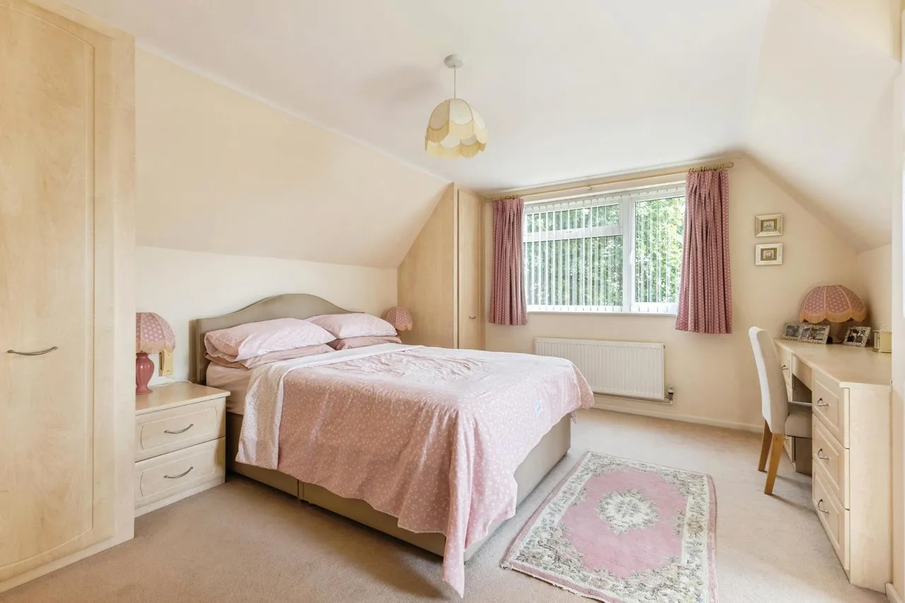 Kent Close, Attleborough, Norfolk, NR17, photo 10
