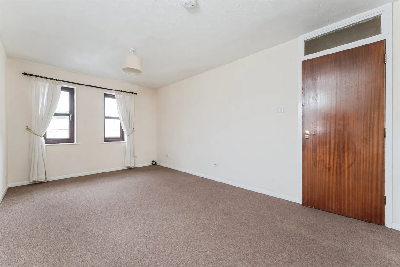 Station Road, March, photo 6