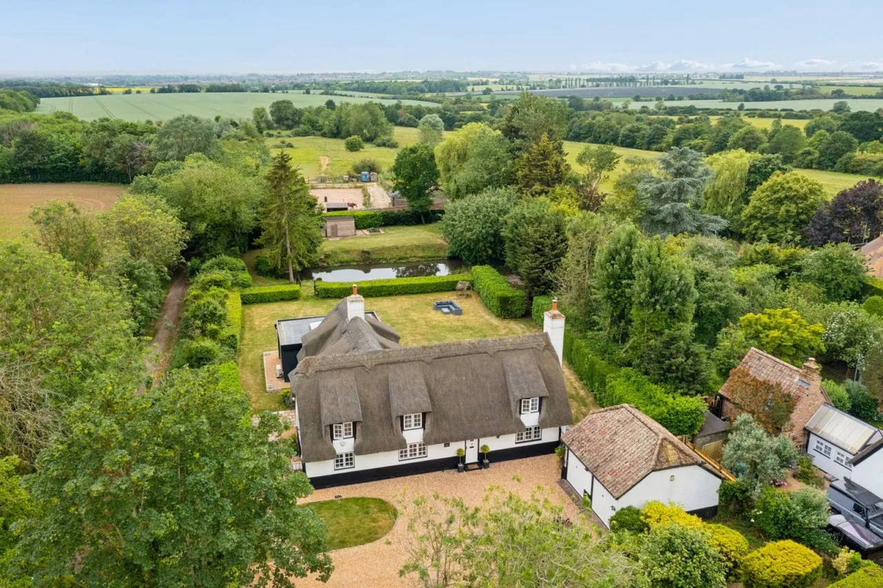 4 bed house for sale, Woodhurst, Huntingdon, PE28