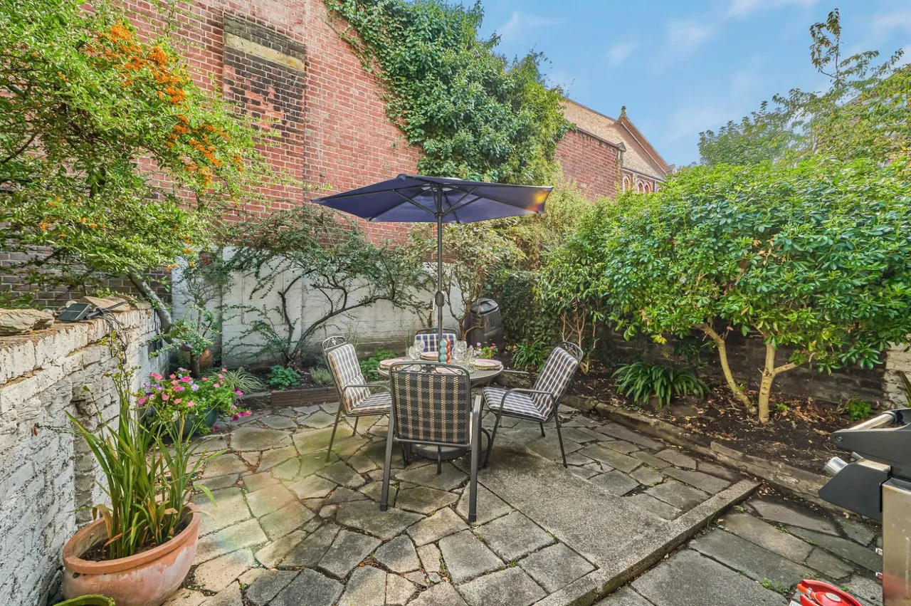 Wimbart Road, Brixton, SW2, photo 23