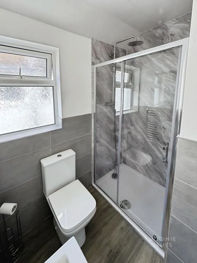 Dogfield Street, Cardiff, CF24, photo 8
