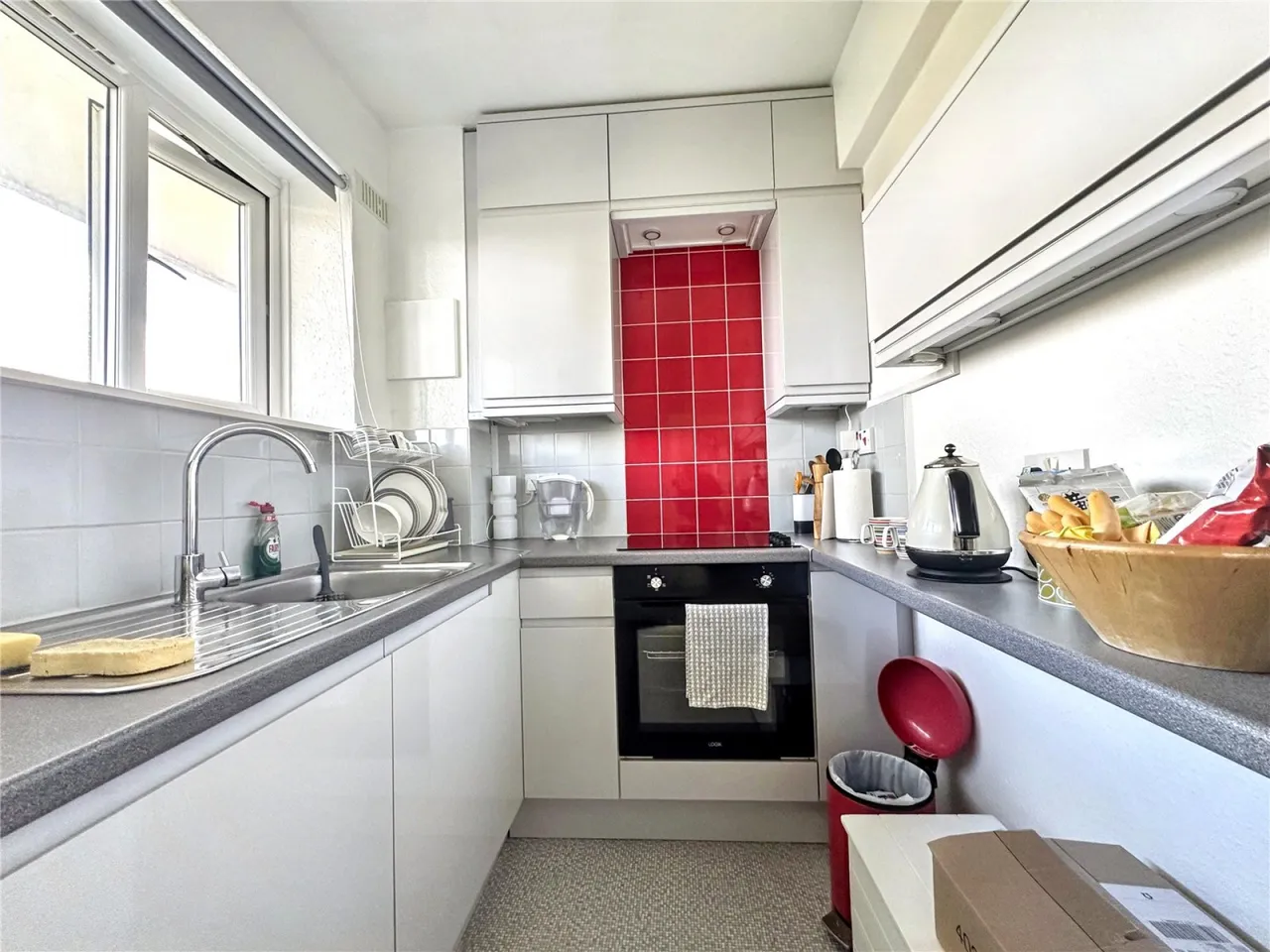 Upper Richmond Road, London, photo 5