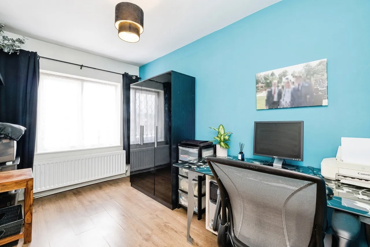 Acacia Gardens, Upminster, RM14, photo 8