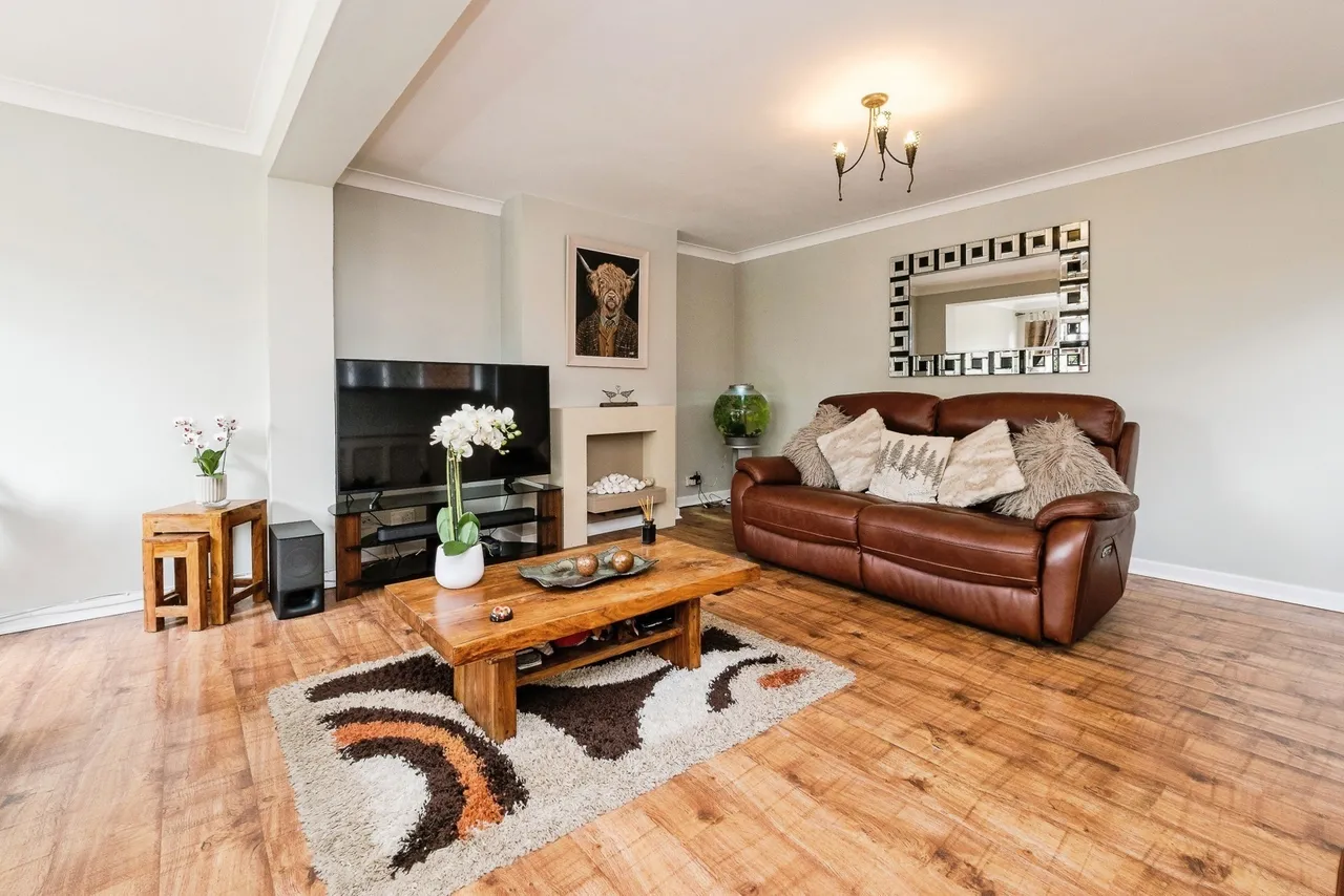 Acacia Gardens, Upminster, RM14, photo 13