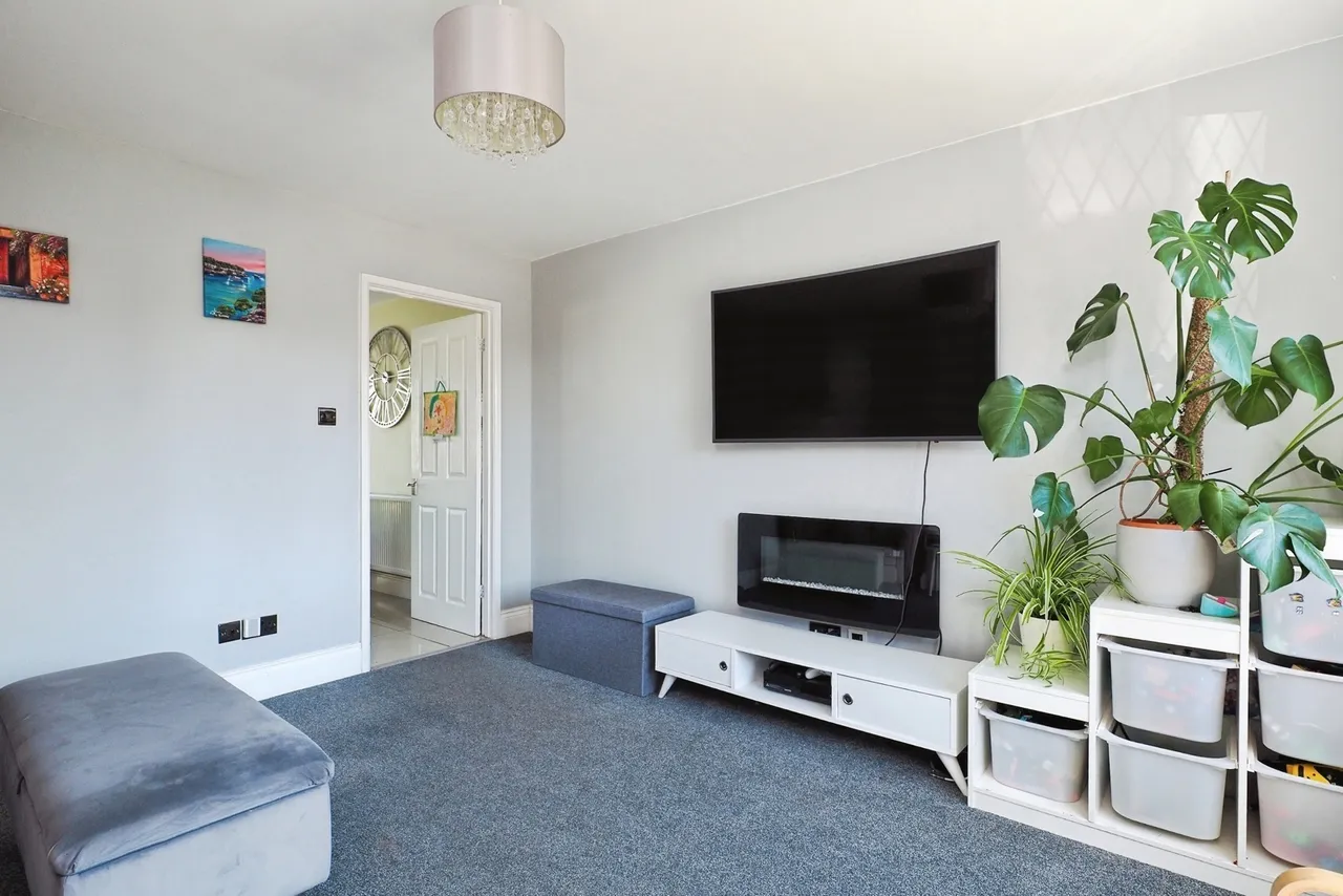 Jayne Close, Wollaton, Nottingham, NG8, photo 11