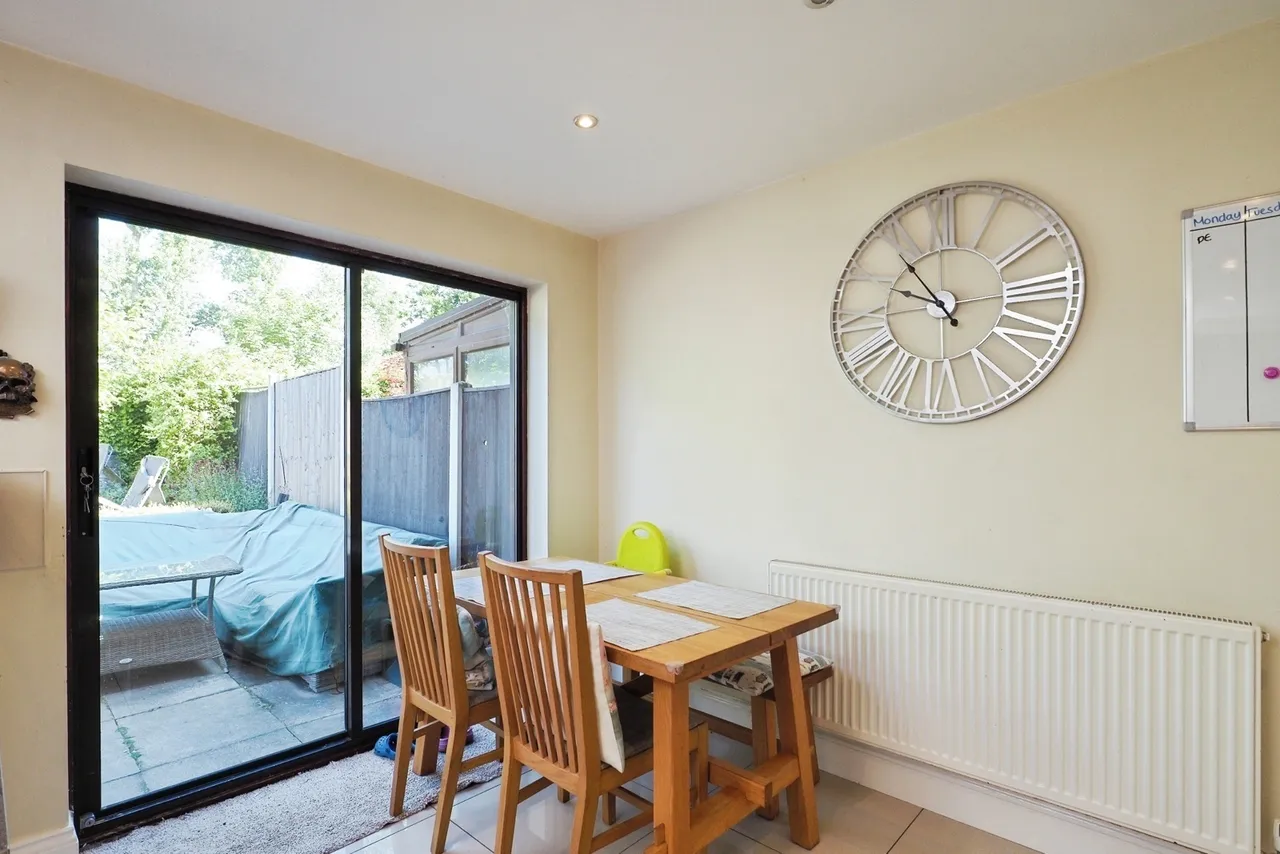 Jayne Close, Wollaton, Nottingham, NG8, photo 8