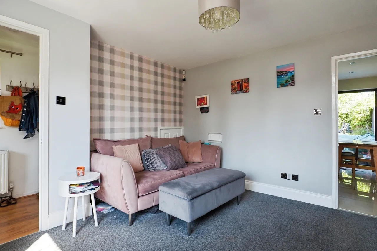 Jayne Close, Wollaton, Nottingham, NG8, photo 10