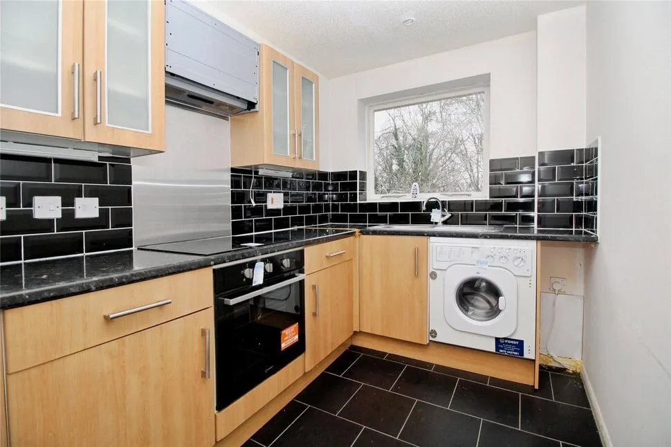 Ashby Court, Hemel Hempstead, Hertfordshire, HP2, photo 8