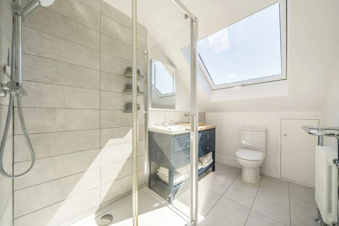 Loubet Street, SW17, photo 9