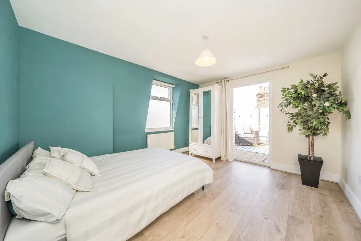 Loubet Street, SW17, photo 3